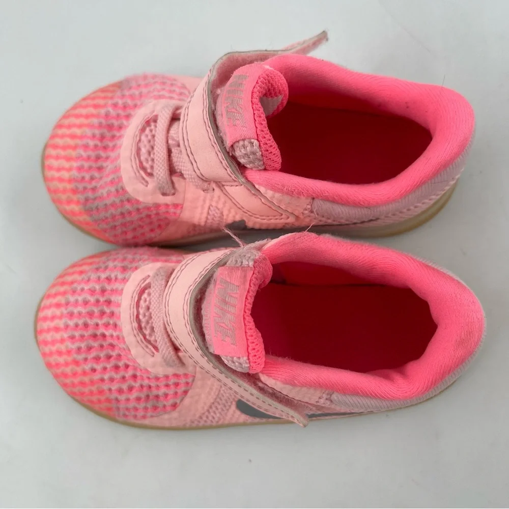 Nike Girl’s Revolution 4 - SZ 7C - Pink Hook & Loop Mesh Sneakers Shoes